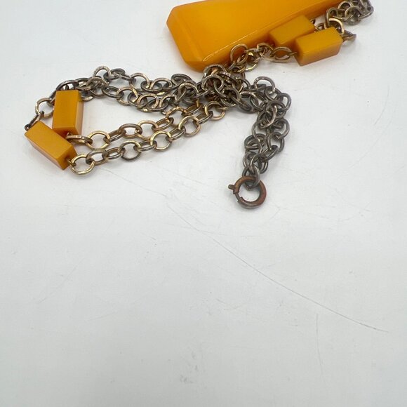 Vtg Butterscotch Bakelite Necklace Phenolic Resin Catalin Pendant Brass Tone Cha - Picture 6 of 10